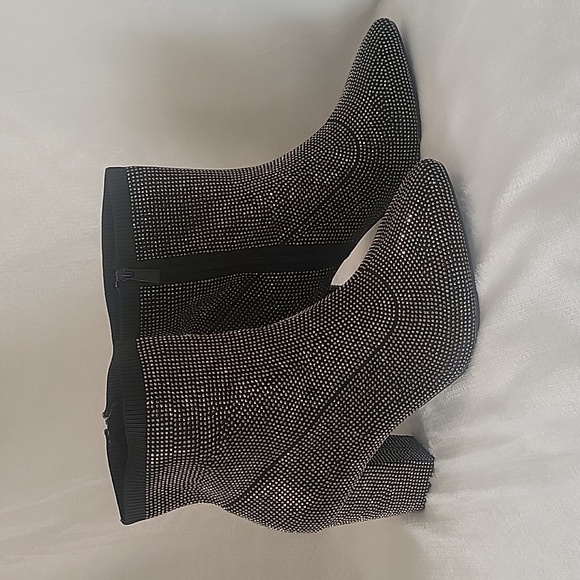 Torrid black stretch knit sparkle embossed bootie Women's size 12W - Picture 3 of 5